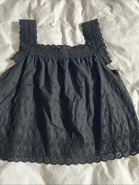 Gap x Doen black lace eyelet scallop edge tank top blouse basic neutral minimal
